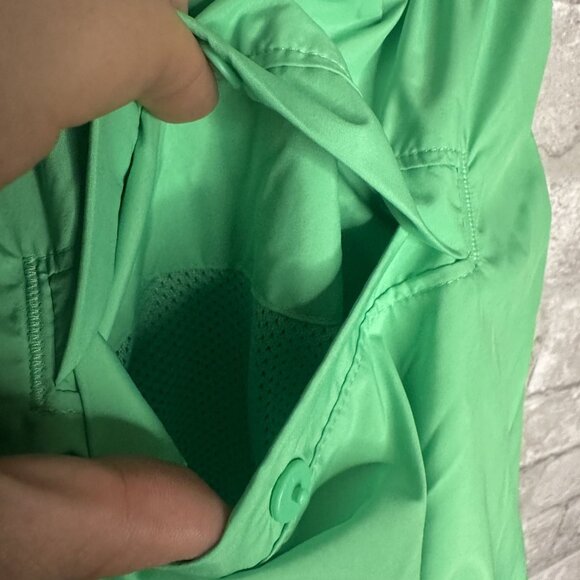 Under Armour Men's Icon Volley Short 5.5" NWT Size Medium (Vapor Green/White) - Picture 11 of 16